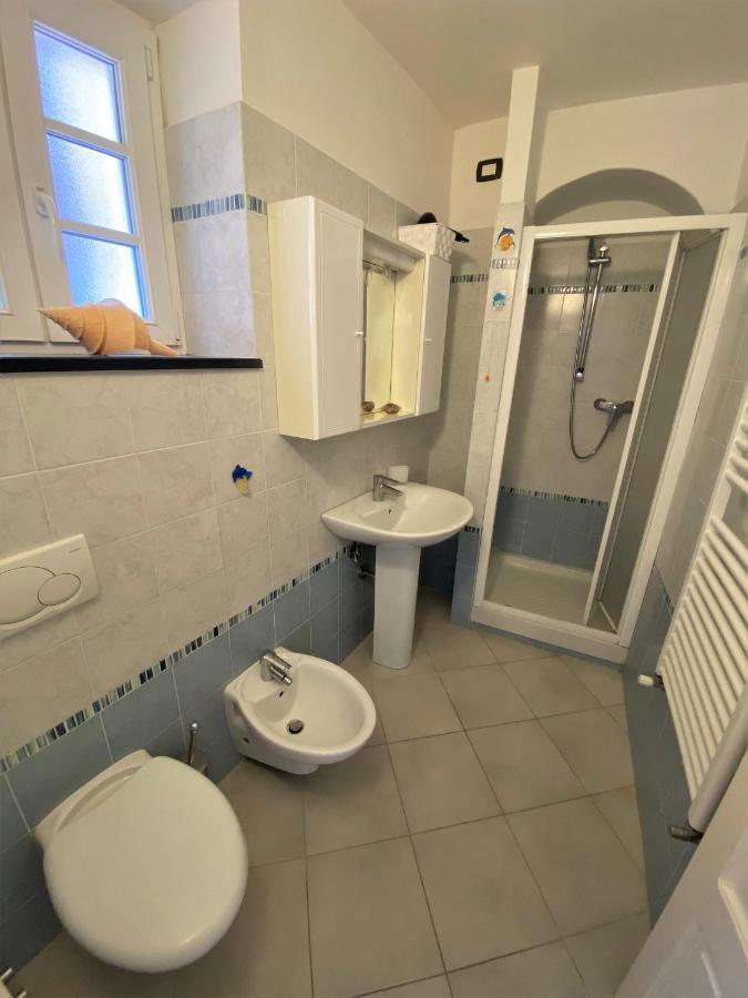 Le Case Della Lizza - Casa Gialla Levanto Luaran gambar