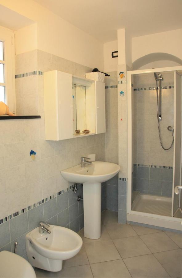 Le Case Della Lizza - Casa Gialla Levanto Luaran gambar
